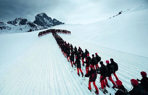 Alpiniștii și aventura lor pe Alpi